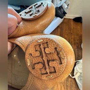Tory Burch Reve Tumbled Leather Ballet Flats! Great condition!